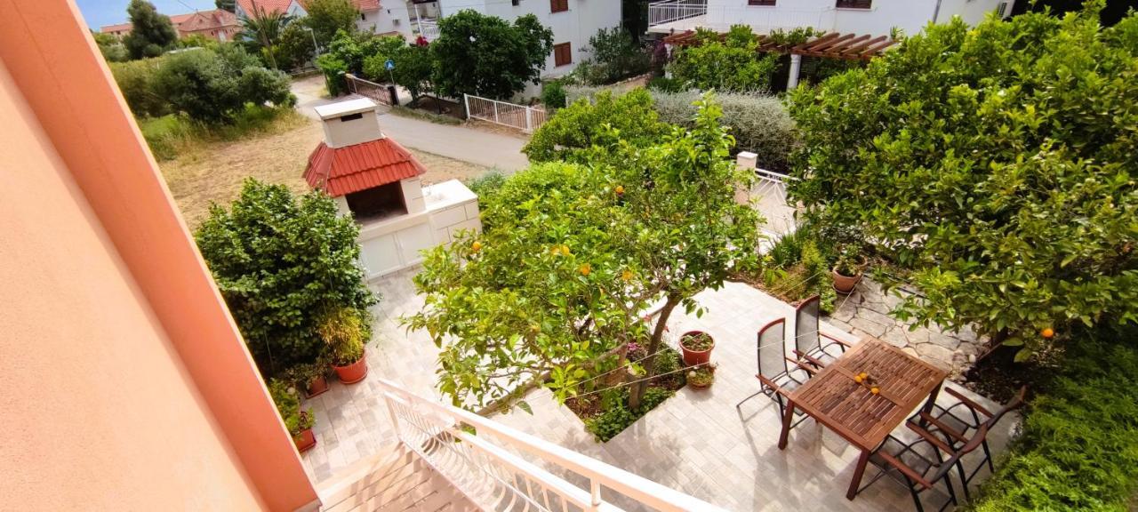 Apartments Senka Viganj Exterior photo
