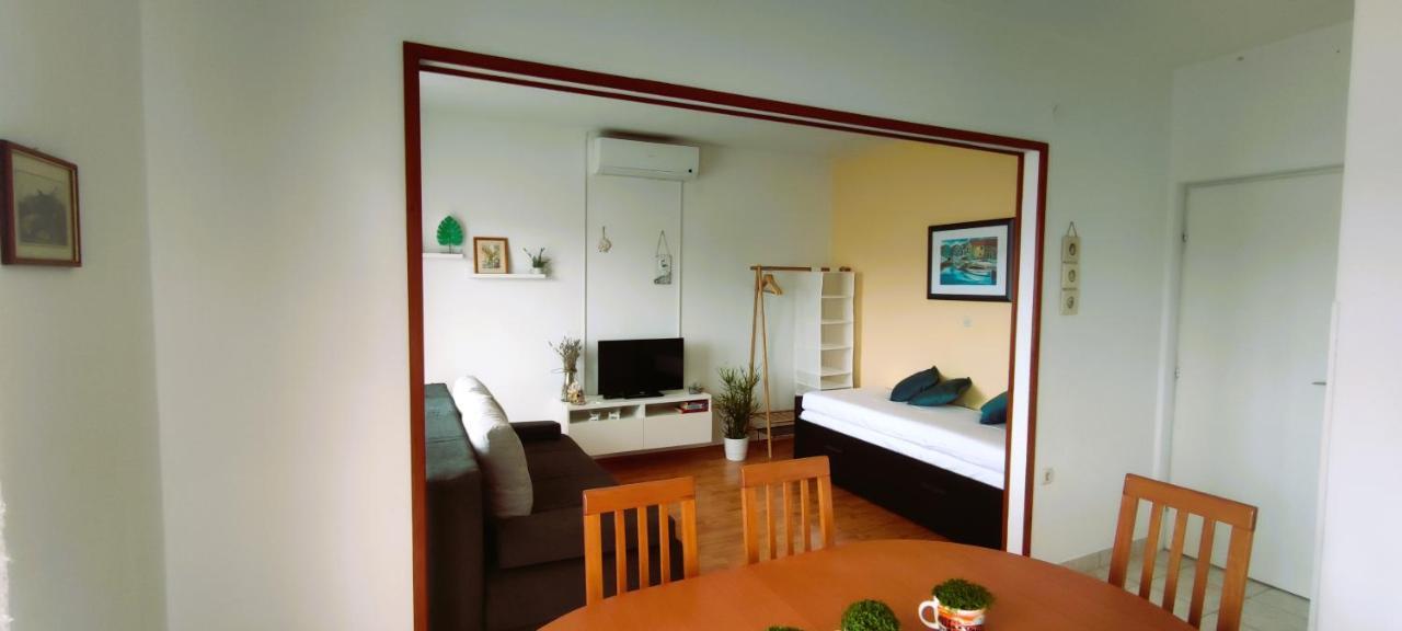 Apartments Senka Viganj Exterior photo